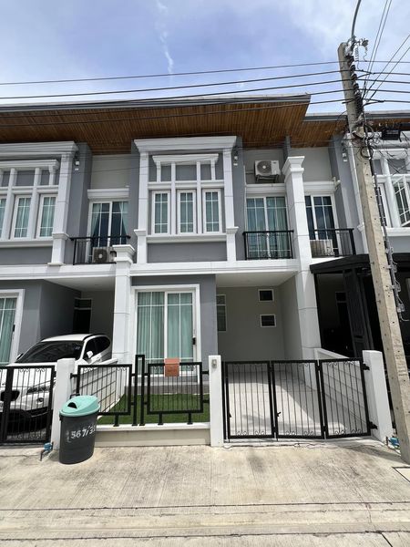 ให้เช่าบ้านปิ่นเกล้า จรัญสนิทวงศ์ : ให้เช่าบ้านทาวน์โฮม 2 ชั้น โกลเด้น นีโอ ศิริราช-ราชพฤกษ์  โครงการใหม่ สวยสงบ