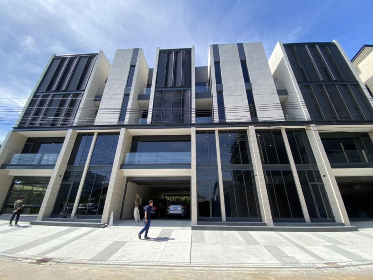 For SaleHome OfficeKaset Nawamin,Ladplakao : Home office for the new generation, with elevator, Else Sukonthasawat 26 🎈Can park 6 cars indoors + 2 cars in front **