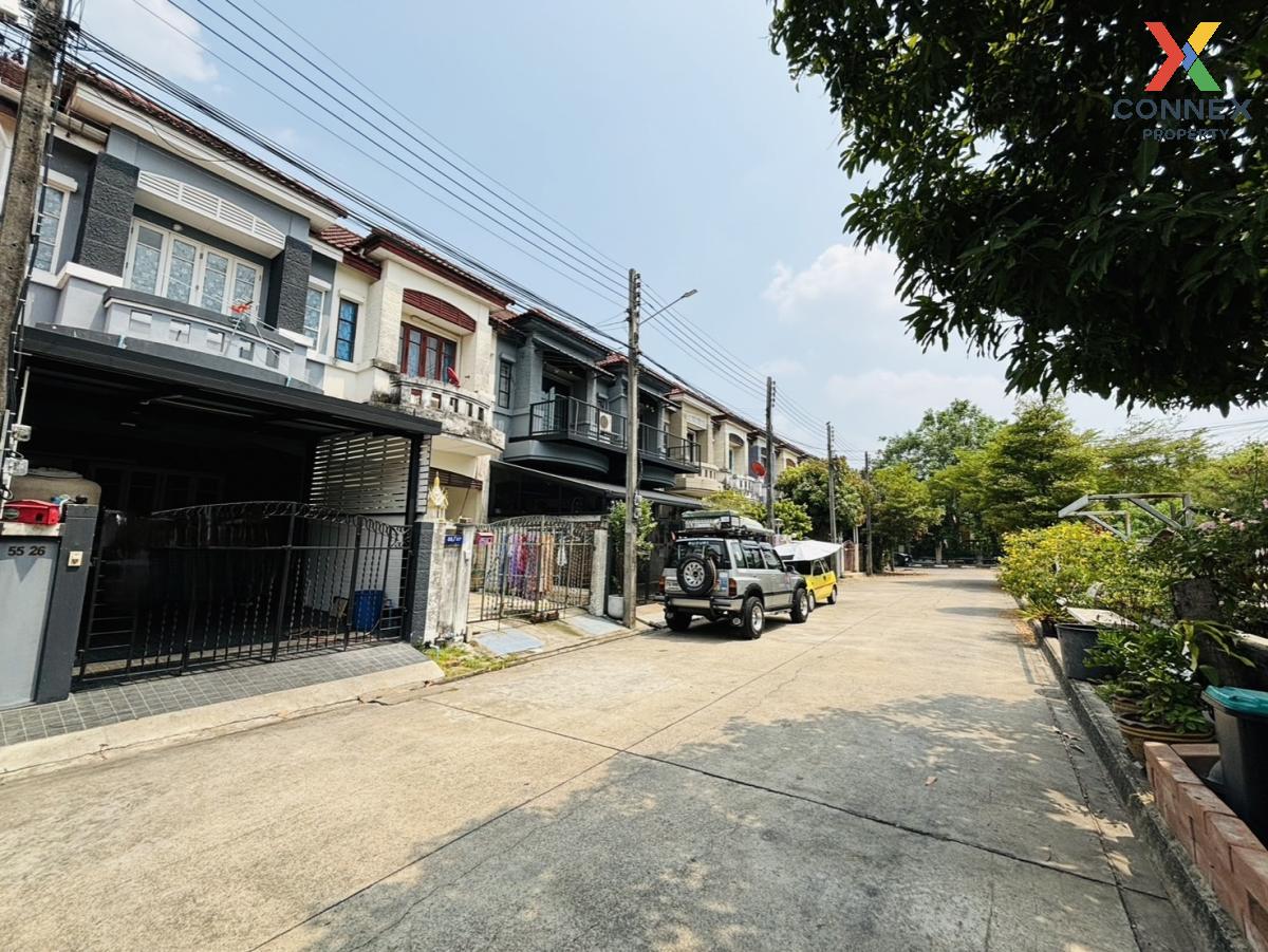 For SaleTownhomePathum Thani,Rangsit, Thammasat : For Sale Townhouse/Townhome  , Parichat Village 345 , Bang Khu Wat , Mueang Pathum Thani , Pathum Thani , CX-103656