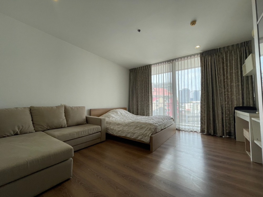 For SaleCondoLadprao, Central Ladprao : The Issara Ladprao / Studio (FOR SALE), The Issara Ladprao / Studio room (for sale) PLOYW511