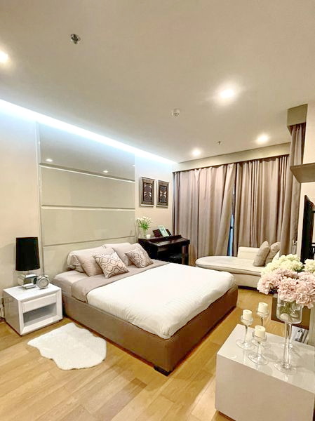 For RentCondoSathorn, Narathiwat : 7382😊 For RENT 1 bedroom for rent🚄near BTS Saint Louis🏢The Address Sathron🔔Area: 56.50 sq m.💲Rent: 33,000฿📞O99-5919653,065-9423251✅LineID:@sureresidence