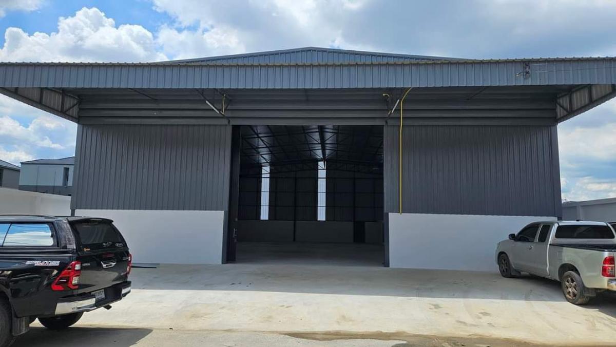 ให้เช่าโกดังเกษตร นวมินทร์ ลาดปลาเค้า : For Rent ให้เช่าโกดังย่านเอกมัยรามอินทรา#โกดังใหม่เพิ่งสร้างเสร็จ เข้าออกได้ทั้งเลียบด่วนเอกมัย-รามอินทรา เกษตร-นวมินทร์ ลาดพร้าว 101ถนนซอยกว้าง รถใหญ่เข้าออกสะดวก ที่ตั้ง ลาดพร้าว โพธิ์แก้ว 3 แยก 11เนื้อที่ที่ดิน 150 ตรว.