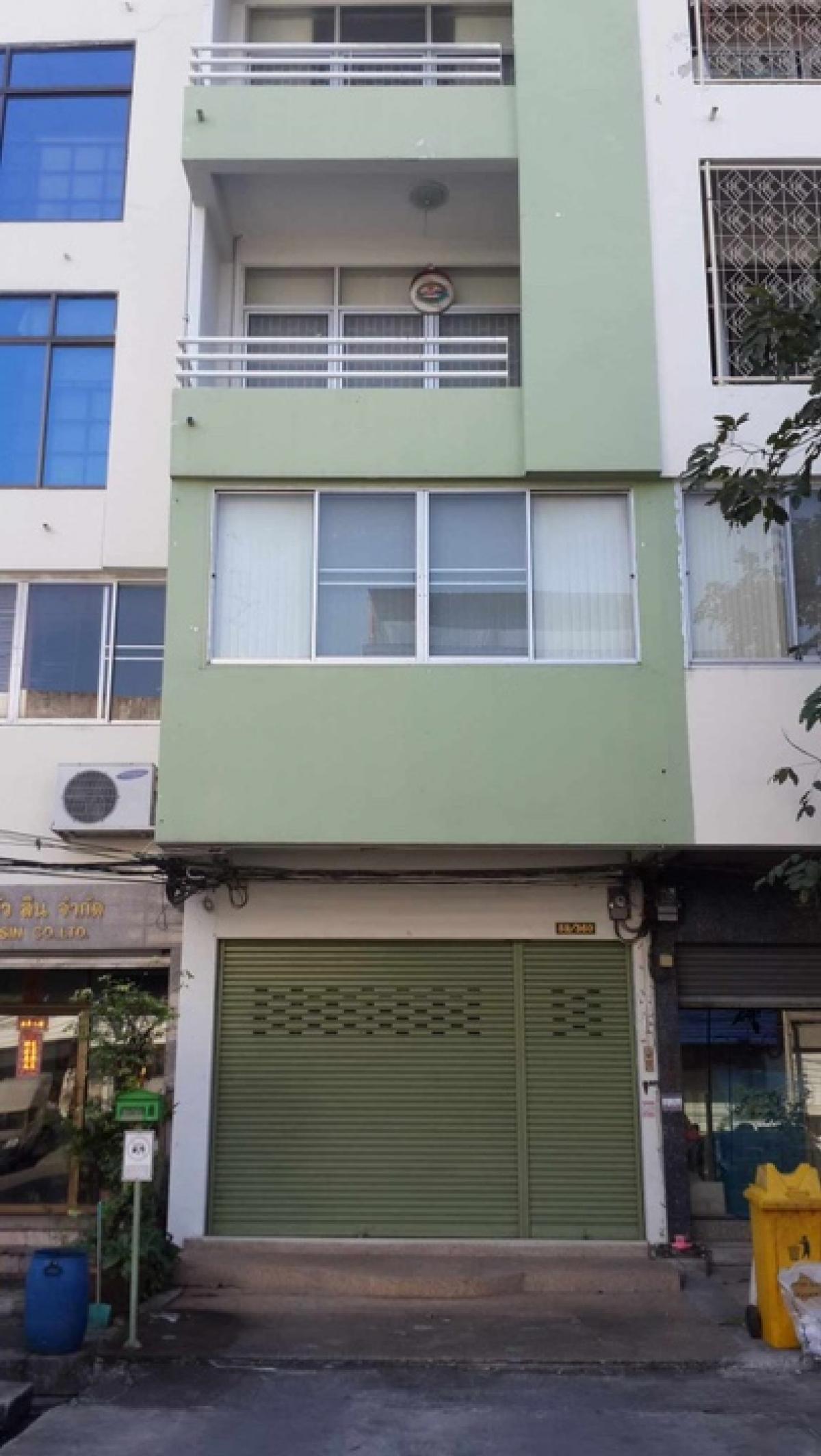 For RentHome OfficeMin Buri, Romklao : Rental home office, office, Ramkhamhaeng 140, good location with central parking, 7-11, restaurants and public cars