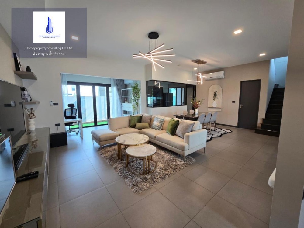 For RentTownhomeBangna, Bearing, Lasalle : Available for rent, Vive Bangna Km.7 Negotiable Line ID: @Condobkk (with @)