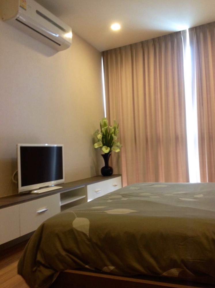 For RentCondoOnnut, Udomsuk : Urgent! Good price room, hurry and book before the room is gone. Beautiful room, in good condition, Sky Walk Residence, 1 bedroom, 1 bathroom, 54 sq m, only 28,000 baht.