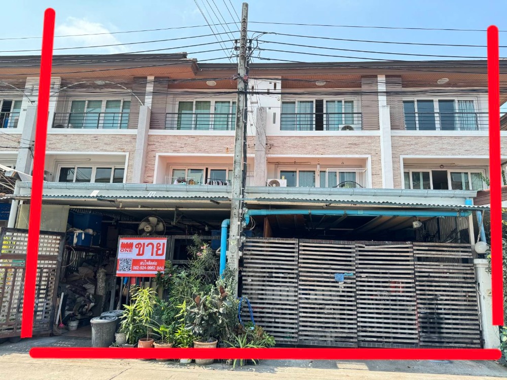 For SaleHome OfficeKaset Nawamin,Ladplakao : Urgent sale! 3-storey townhouse, 2 adjacent units, Niran Avenue Nawamin 51 project 🏡