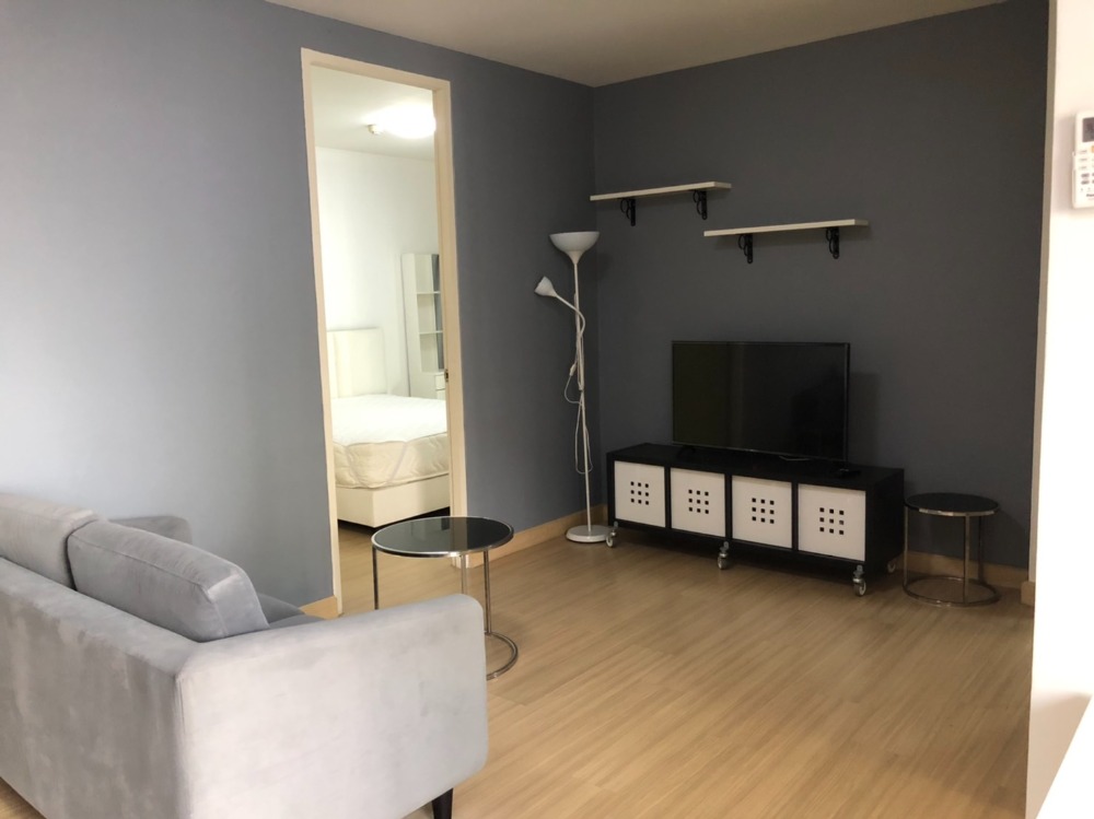 ให้เช่าคอนโดพัฒนาการ ศรีนครินทร์ : 🌱 ให้เช่า The Parkland srinakarin ( เดอะ พาร์คแลนด์ ศรีนครินทร์ ) 🛏️ 2 ห้องนอน 🛁 2 ห้องน้ำ 🛋️ 1 ห้องนั่งเล่น ขนาด 66 ตรม. ชั้น 9 อาคาร C ⛲️ วิวสระ ✨ ราคา 15,000 บาท ✨