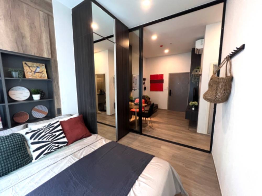 For RentCondoNawamin, Ramindra : Next to the BTS Ram Intra Station, Km. 9, only 70 meters away.