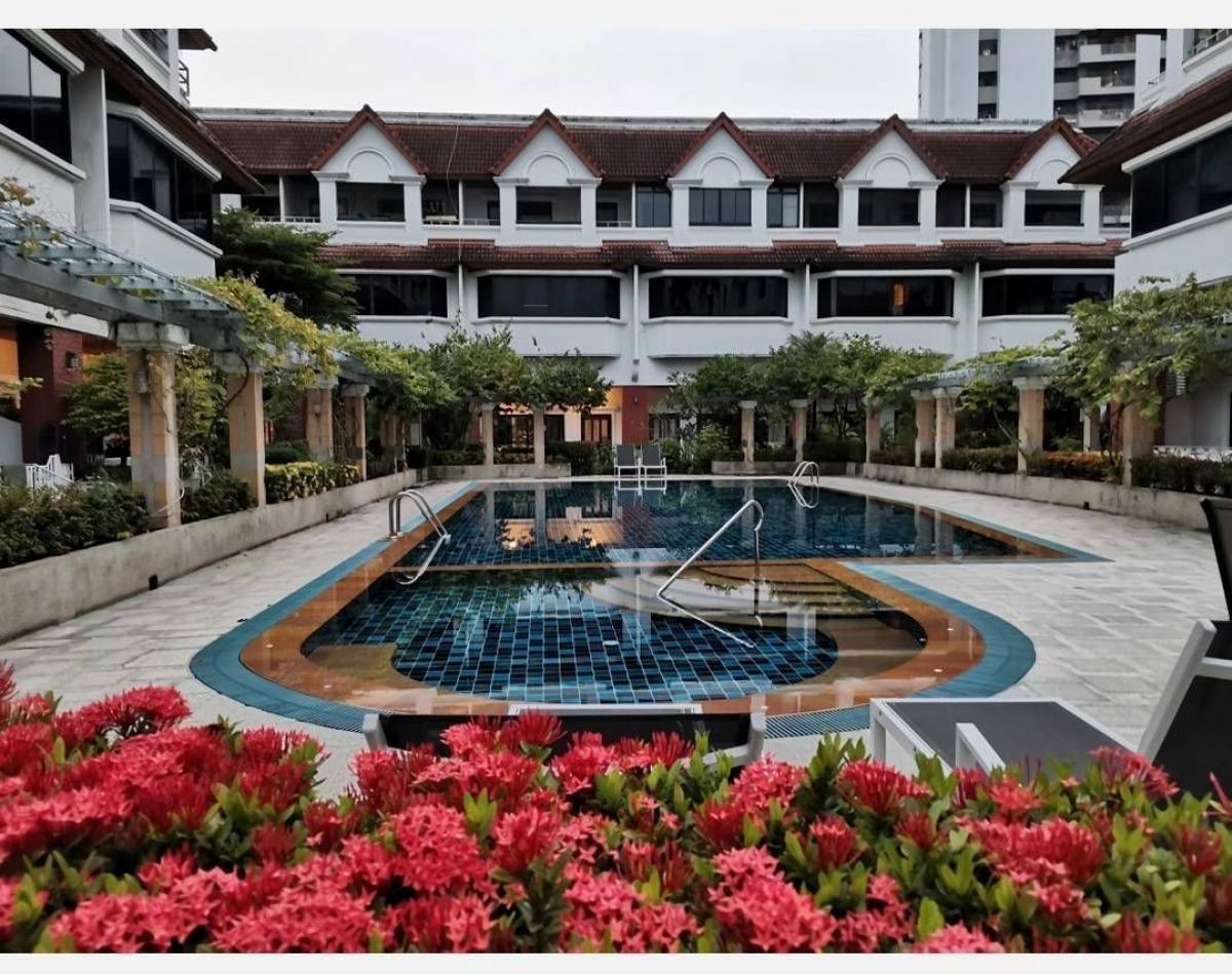 For RentTownhomeOnnut, Udomsuk : Townhome for rent, 5 floors, Ekkamai Soi 10, good atmosphere, fully furnished, ready to move in