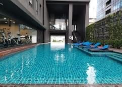 ให้เช่าคอนโดสุขุมวิท อโศก ทองหล่อ : ให้เช่า “เมอเวนพิค เรสซิเดนซ์ เอกมัย“   2 ห้องนอน 2 ห้องน้ำ /#อนุญาตเลี้ยงสัตว์ #PetFriendly #PetAllowed