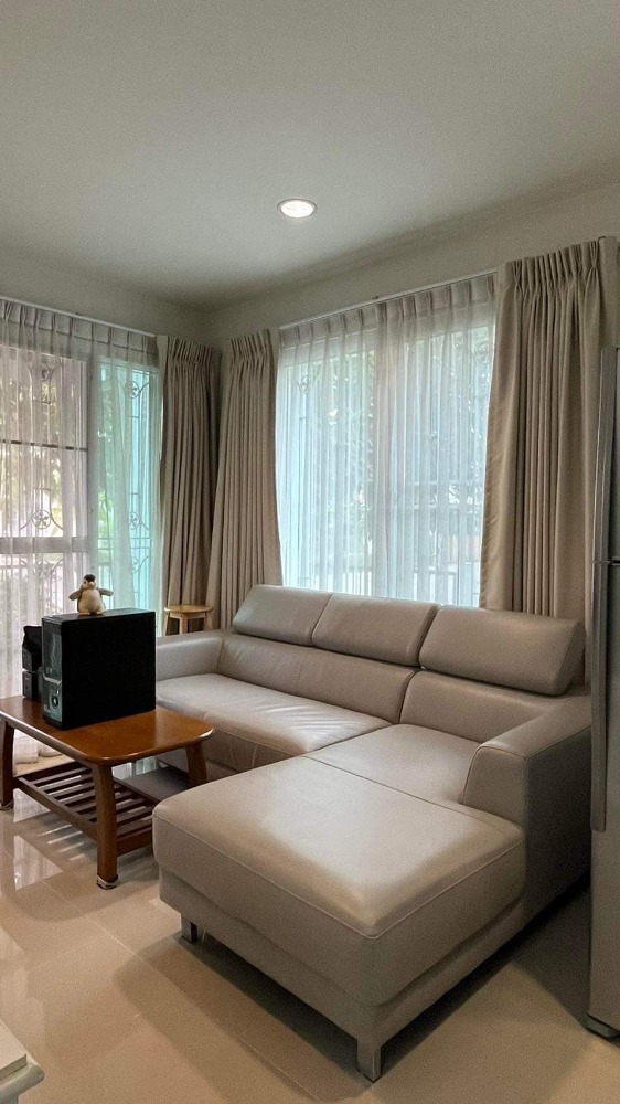 Corner house 43.5 sq.w. 3 bedrooms 2 bathrooms, 2-storey twin house, Groove Ville Bangna Loading...