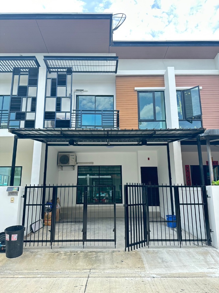 For RentTownhomeBangna, Bearing, Lasalle : ** For rent, 2-storey townhouse, iFill-Bangna, size 140 sq m., area 21.30 sq m., good location** Price 18,000 baht