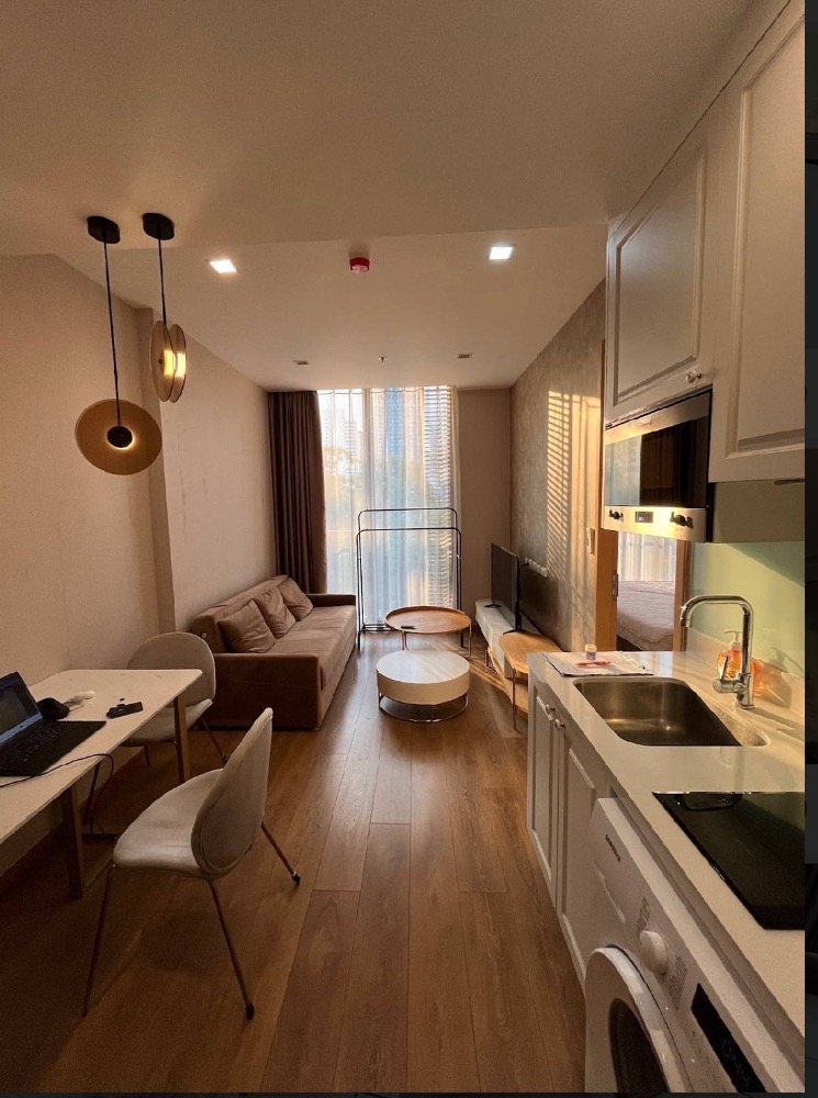 For RentCondoSukhumvit, Asoke, Thonglor : Condo for rent: Noble BE 33, fully furnished condo, ready to move in, close to BTS Phrom Phong and many shopping malls!!