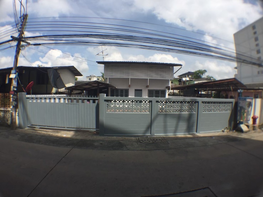 ให้เช่าบ้านบางนา แบริ่ง ลาซาล : ให้เช่าบ้านเดี่ยว 2 ชั้น 60 ตรว. ซอยบางนา-ตราด 21 และ ซอยอุดมสุข 56