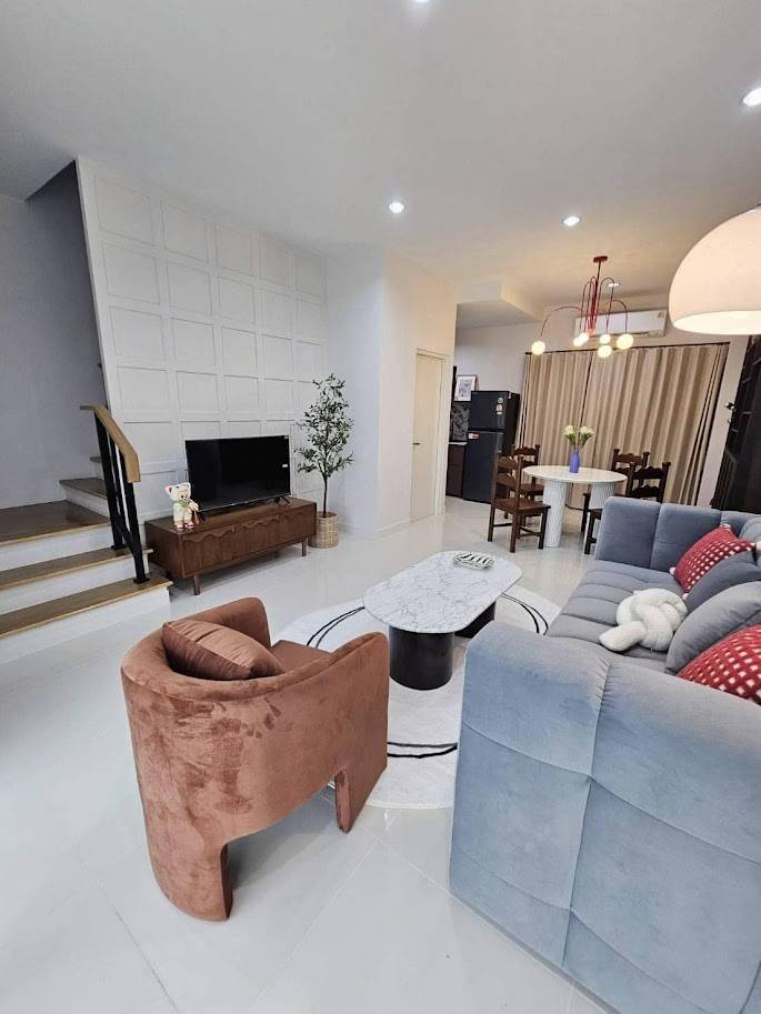 For RentTownhomeMin Buri, Romklao : Baan Klang Muang Rama 9-Krungthep Kreetha