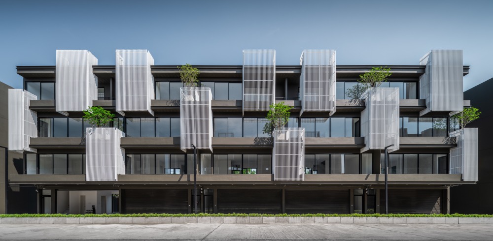 ขายอาคารพาณิชย์ราษฎร์บูรณะ สุขสวัสดิ์ : [เจ้าของปล่อยเอง] กำไร 4 ต่อ! “Nue Hybe Suksawat“ อาคารพาณิชย์ 4 ชั้น ✨แยกเช่าได้ทุกชั้น 🌟 หน้ากว้าง 8 เมตร เพิ่มโอกาสทองให้ธุรกิจคุณ