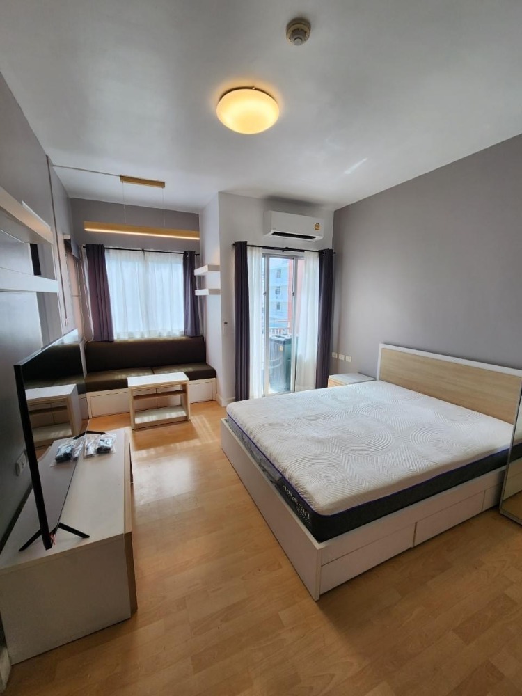 For RentCondoLadprao, Central Ladprao : For rent! My Condo Lat Phrao 27, very new room, just renovated, walk 600 meters to MRT Lat Phrao (0624163966 Praew)