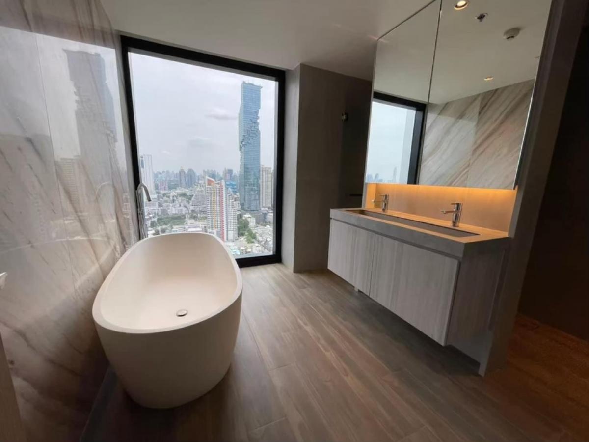 For RentCondoSilom, Saladaeng, Bangrak : 📍The Lofts Silom Duplex available now ✅ Unblocked View