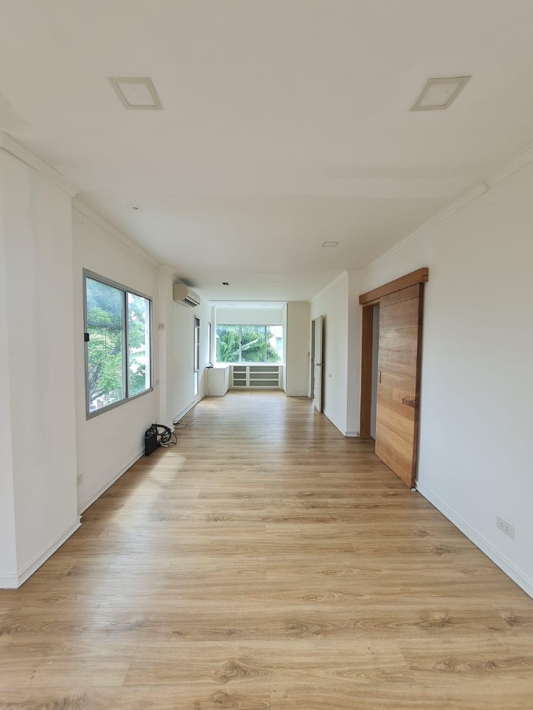 For SaleTownhomeRamkhamhaeng, Hua Mak : S-TTPH101 Townhouse for sale, Town Plus Huamark, size 43.60 sq.w., 3 floors, usable area 155 sq.m., 2 bedrooms, 3 bathrooms, 4.9 million, 064-959-8900