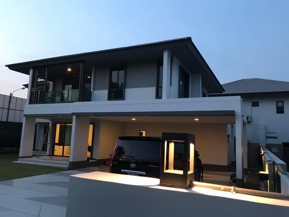 ขายบ้านนวมินทร์ รามอินทรา : บ้านเดี่ยว บุราสิริ วัชรพล / 5 ห้องนอน (ขาย), Burasiri Watcharapol / Detached House 5 Bedrooms (FOR SALE) FEW092
