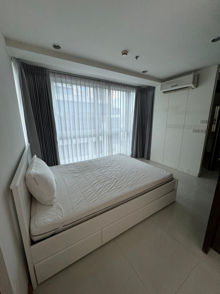ให้เช่าคอนโดวิทยุ ชิดลม หลังสวน : LTHC11077–The Ratchadamri FOR RENT 2 beds 2 baths size 132 Sq.m. Near BTS Ratchadamri Station ONLY 80k/month