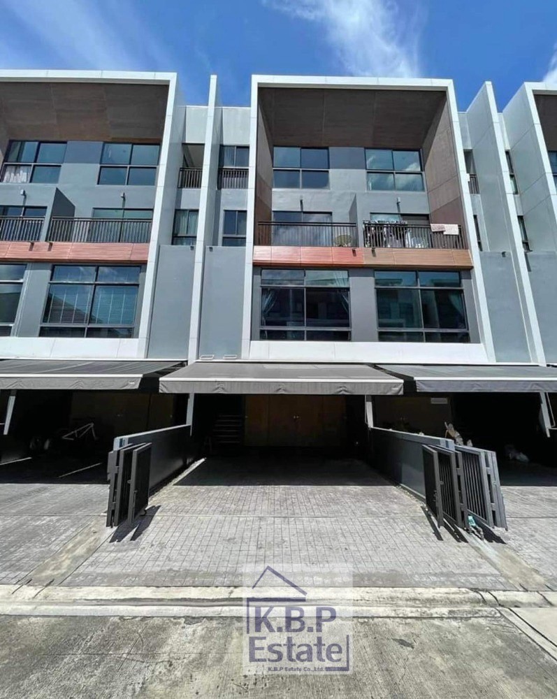 ให้เช่าทาวน์โฮมพระราม 3 สาธุประดิษฐ์ : ทาวน์โฮมหรูพร้อมให้เช่า //“Townhome Arden rama3//“ อาร์เดน พระราม3 พร้อมเฟอร์นิเจอร์ แบบ 3ห้องนอน