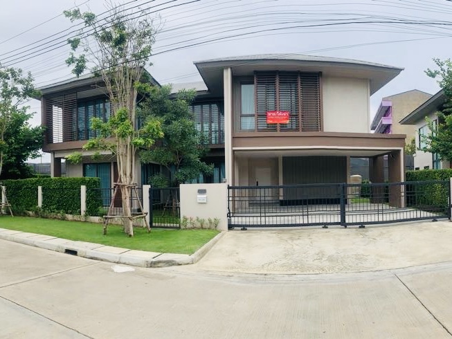 ขายบ้านพัฒนาการ ศรีนครินทร์ : Luxury Detached House for Sale - Burasiri Krungthep Kreetha 🏡✨ New, Spacious Corner Unit