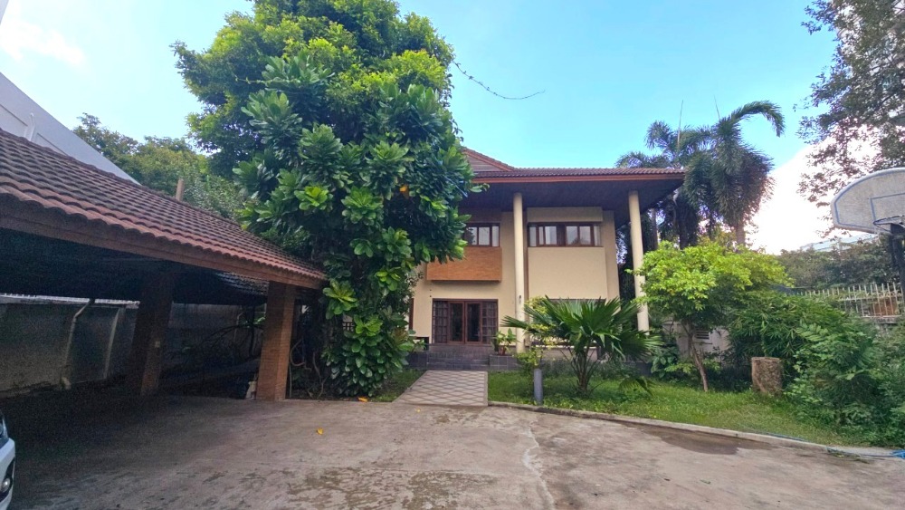 ให้เช่าบ้านสุขุมวิท อโศก ทองหล่อ : บ้านสวยให้เช่าทำธุรกิจ เอกมัย สุขุมวิท  ** NO CO-AGENT ** 