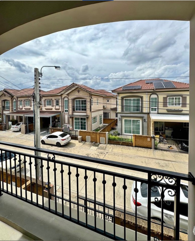 For RentHouseBang kae, Phetkasem : For rent, 2-storey twin house, Bang Khae, 3 bedrooms, air-conditioning in every room, furnished, ready to move in, near MRT Lak Song, The Mall Bang Khae, Kesomras Hospital Bang Khae