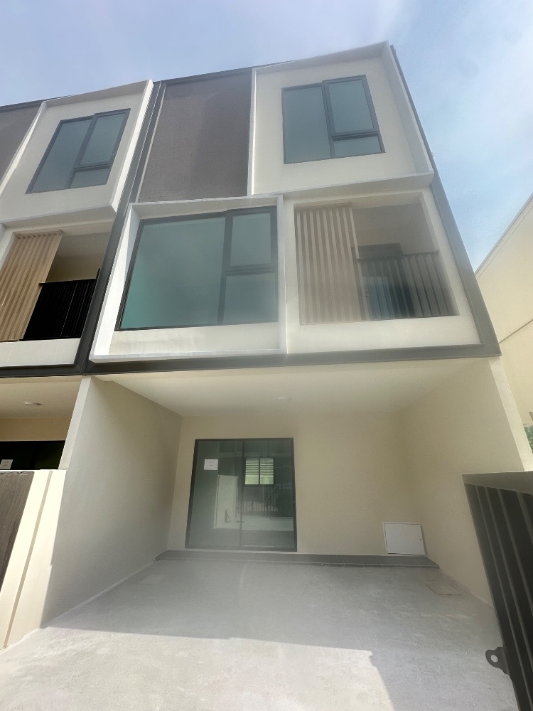 For RentTownhomeBangna, Bearing, Lasalle : House for rent, Altitude Craft Bangna Townhome