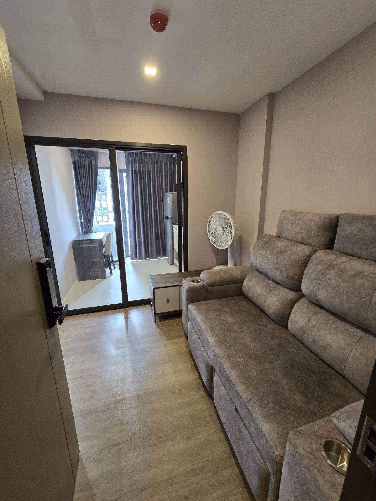 For RentCondoOnnut, Udomsuk : The Nest Sukhumvit 64, beautiful room, never rented out