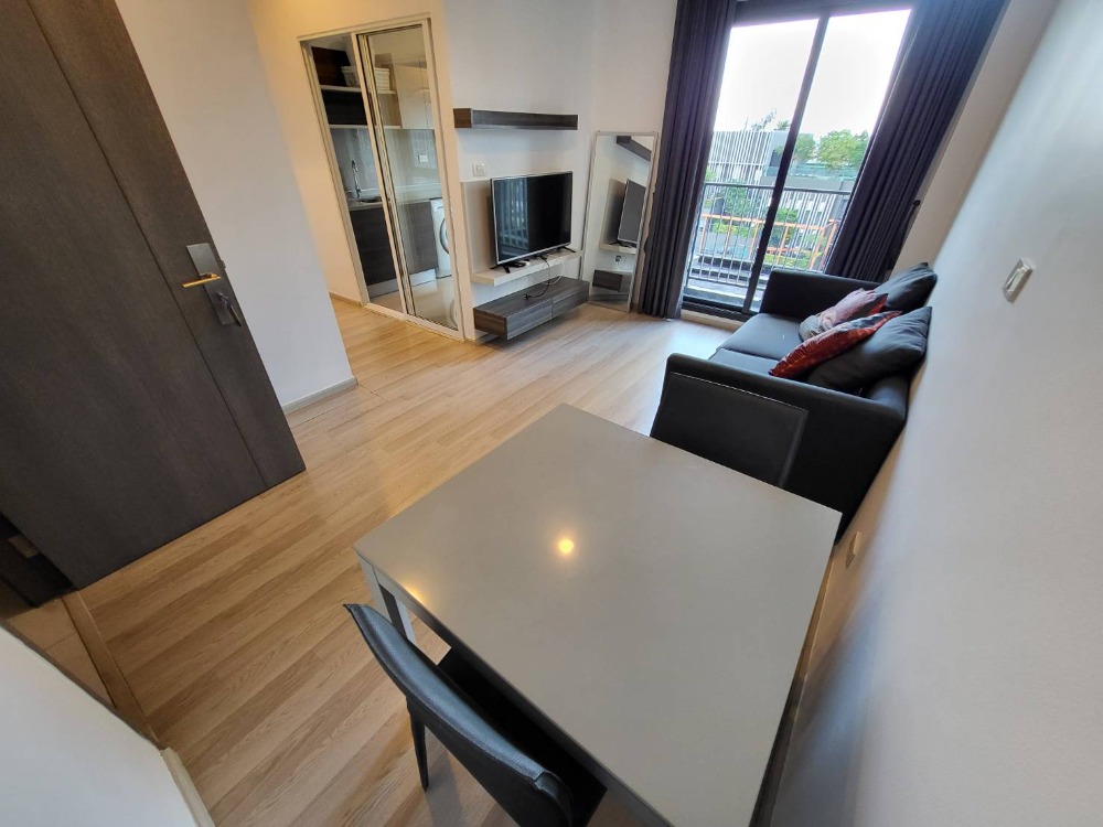ขายคอนโดรัชดา ห้วยขวาง : Centric Huai Khwang Station / 1 Bedroom (FOR SALE), เซ็นทริค ห้วยขวาง สเตชั่น / 1 ห้องนอน (ขาย) LIL245