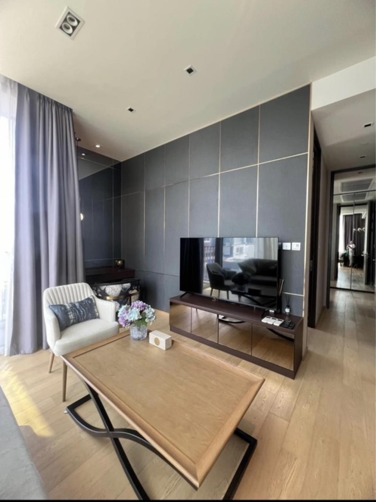 ให้เช่าคอนโดวิทยุ ชิดลม หลังสวน : FOR RENT : LUXURIOUS 2 BEDROOMS UNIT @ 28 CHIDLOM