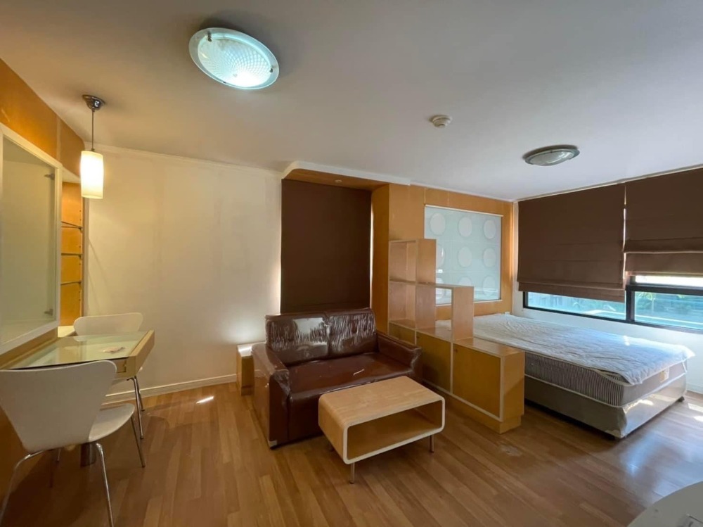 ขายคอนโดคลองเตย กล้วยน้ำไท : S-LPPC103  ขายคอนโด ลุมพินี เพลส พระราม4-สาทร ชั้น 2 ขนาด 34.82 ตรม. 2 ล้าน 064-959-8900