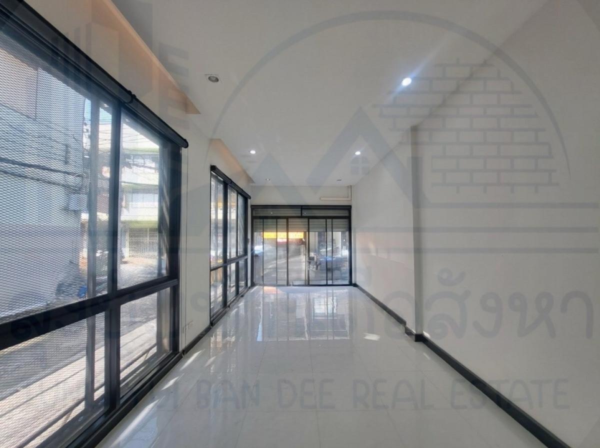 ให้เช่า Home Office เสาชิงช้า ตรอกข้าวสาร 🏡🎊💸家庭辦公室出租,Giant Swing,考山巷 Loading...