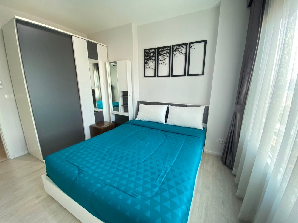 For RentCondoThaphra, Talat Phlu, Wutthakat : Aspire Sathorn Tha Phra【𝐑𝐄𝐍𝐓】🔥 Minimal style room, bright tones, complete furniture, near BTS Talat Phlu. 🔥 Contact Line ID: @hacondo