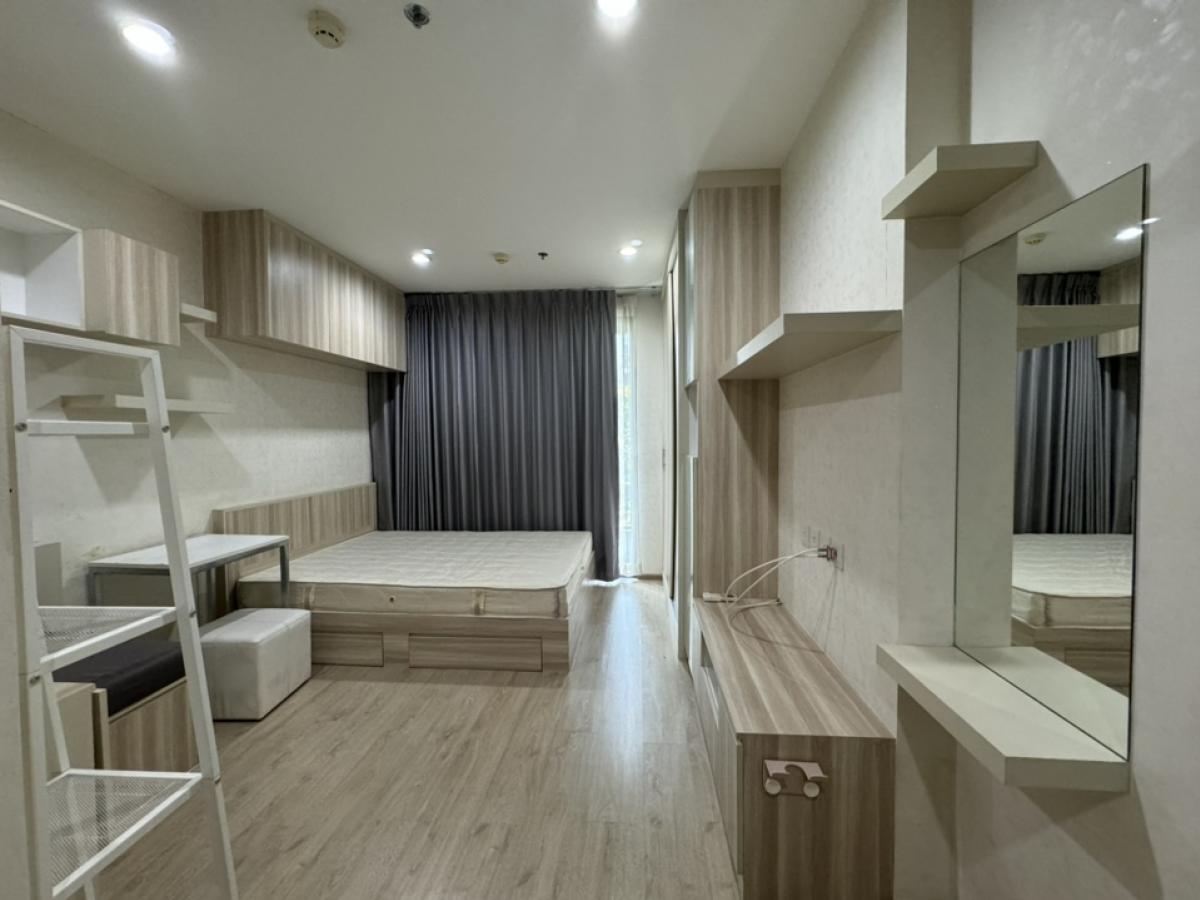 For SaleCondoSiam Paragon ,Chulalongkorn,Samyan : IDEO Q Chula Samyan FOR SALE near Chula Studio 21 sq m. Very cheap sale 4.3 million baht.