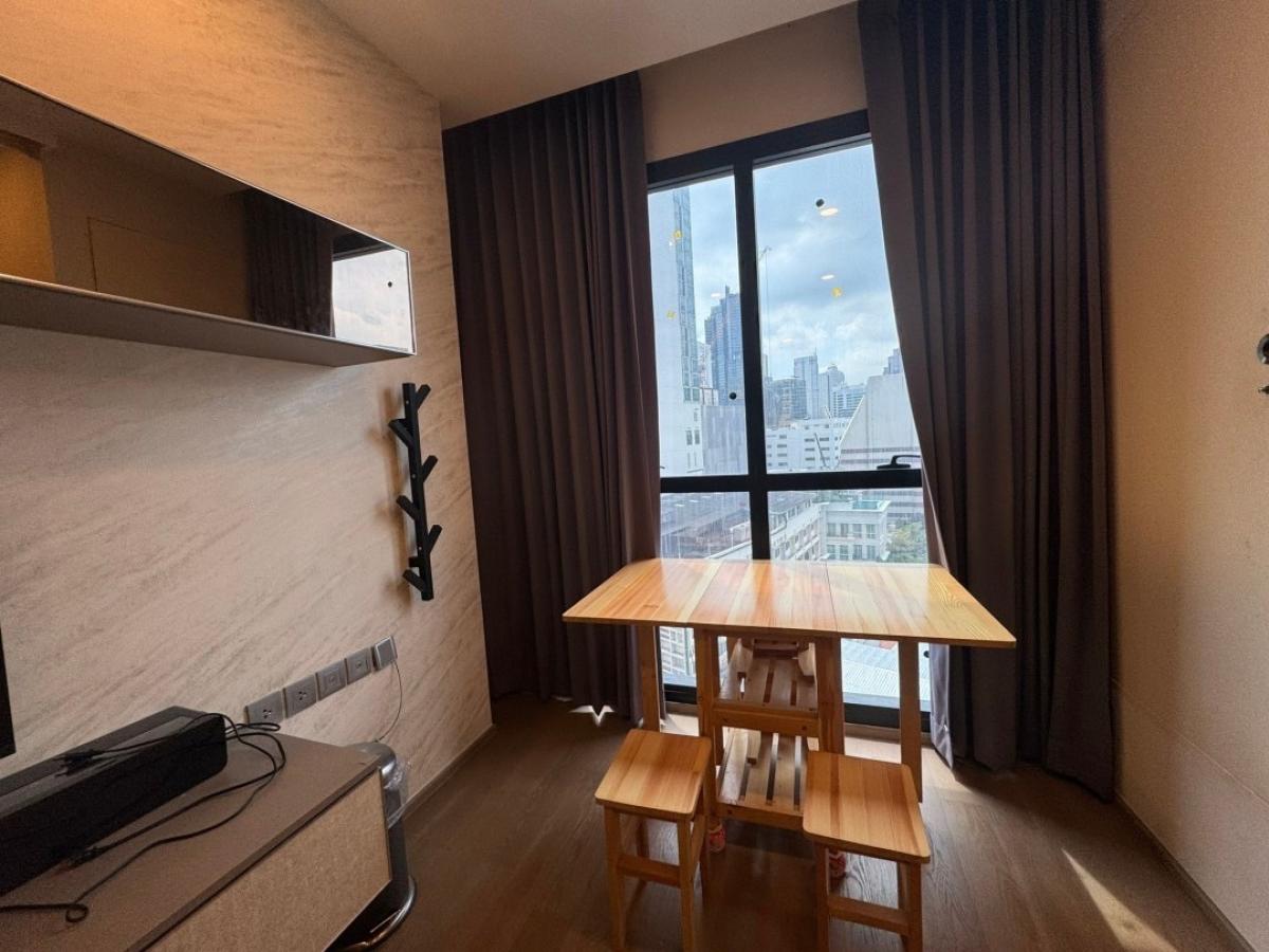 Urgent sale: Condo Ashton Chula-Silom, 1 bed, only 7.2 million baht. Call 0839326987. Loading...