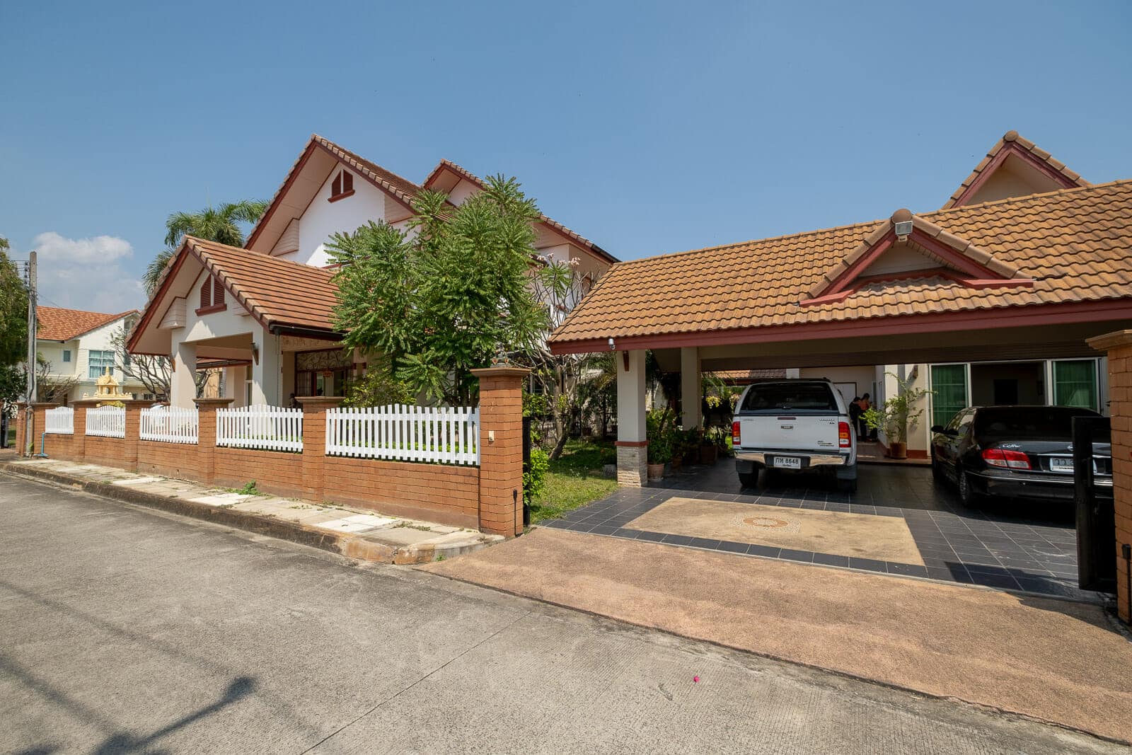 For SaleHouseChiang Mai : 3 Bedroom with Guesthouse in Lanna Thara Hang Dong