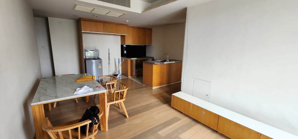 Siamese Gioia - Fully furnished 2 Bedrooms, Centrally located in Bangkok. Loading...