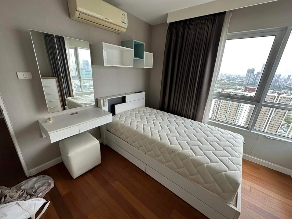 For RentCondoRama9, Petchburi, RCA : Condo for rent Belle Grand Rama 9, Building B, 27th floor, open city view, 3 bedrooms, 2 bathrooms, size 105 sq m., price 65,000 baht