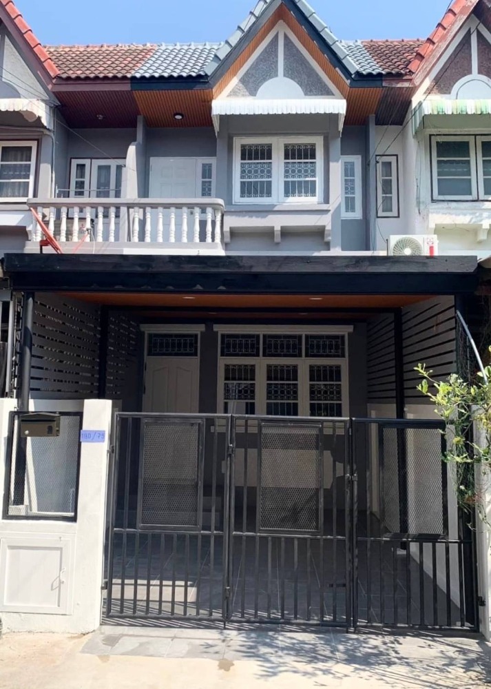 For SaleTownhomeMin Buri, Romklao : 😍Selling a house at Sirin Thep 9, Ratchadaphisek Road 14, selling a 2-storey townhouse at a cheap price😍