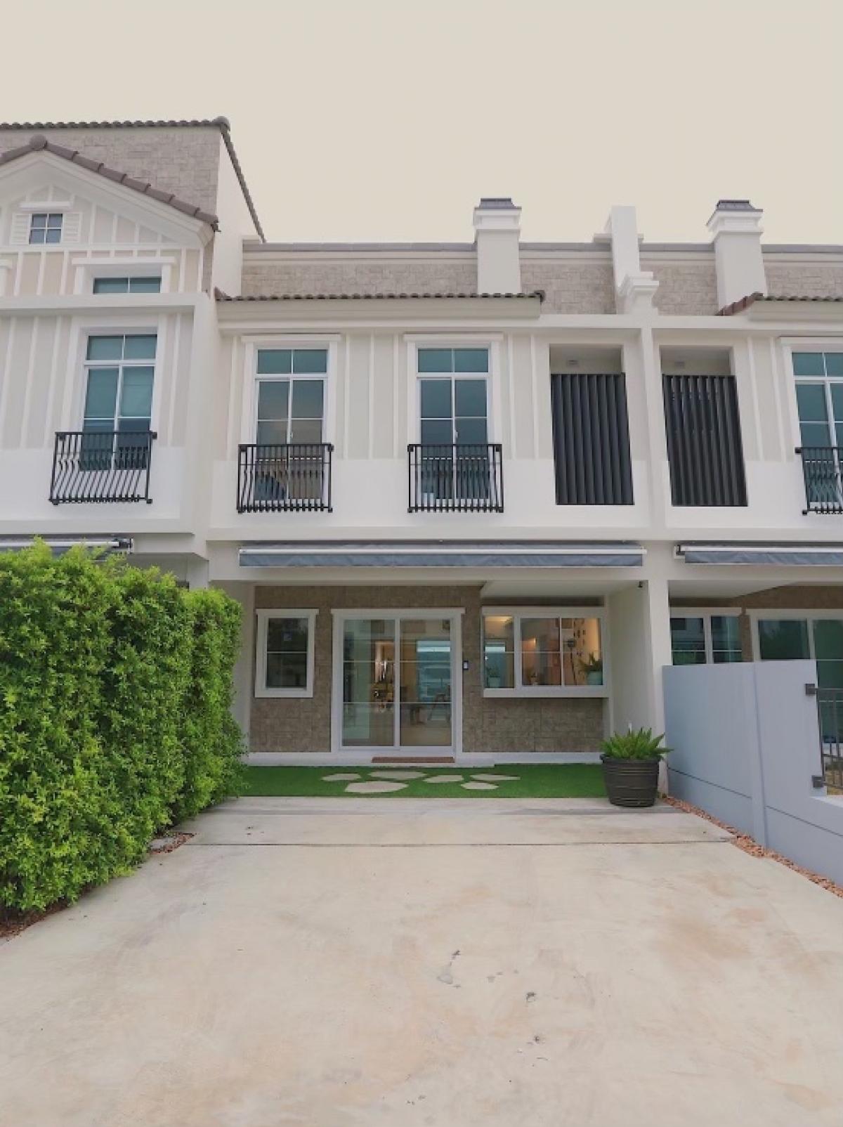 ให้เช่าทาวน์โฮมบางนา แบริ่ง ลาซาล : 🐕 Pet friendly🐈‍⬛ 出租动物📣ให้เช่าบ้านทาวน์โฮม ใกล้ Mega Bangna ตกแต่งแนว Modern Muji Style🏯📍โครงการอินดี้ 2 บางนา-รามคำแหง2      Indy2 Bangna-Ramkhamhaeng2