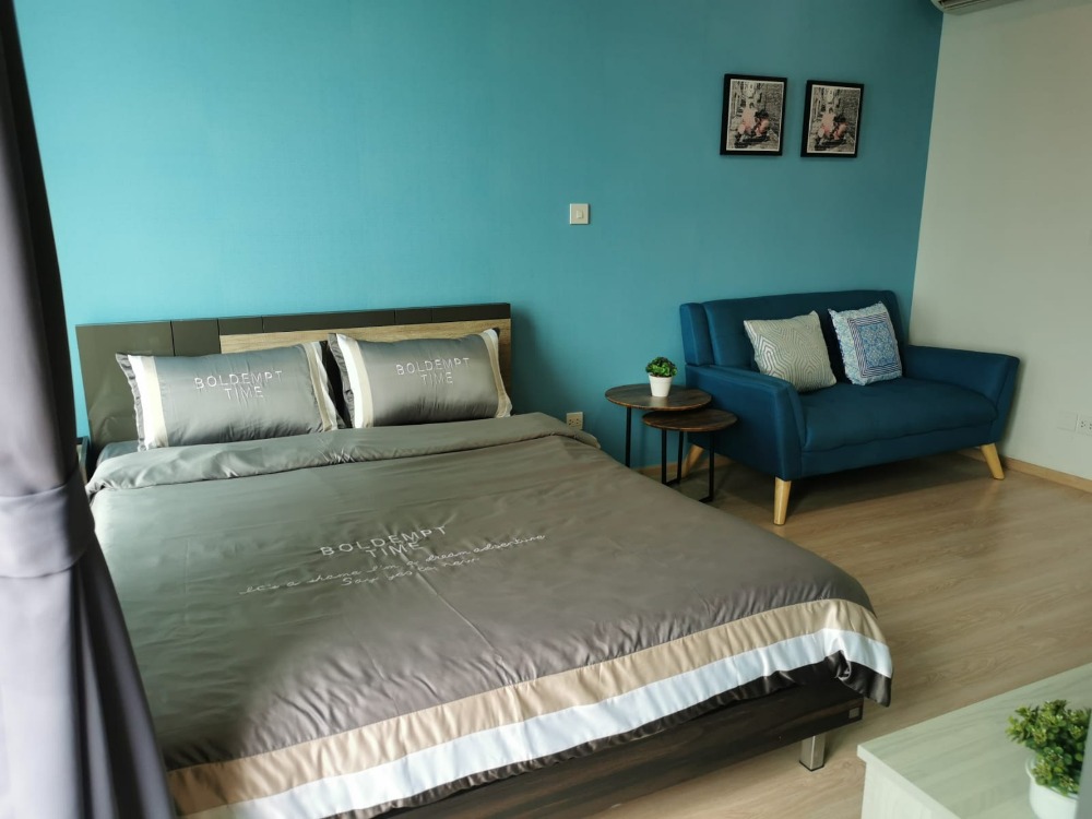 For RentCondoRatchadapisek, Huaikwang, Suttisan : 🔥For urgent rent🔥Condo Noble Revolve Ratchada 1 Studio 22 sq m. 25th floor, good location, next to MRT Cultural Center, only 80 meters.