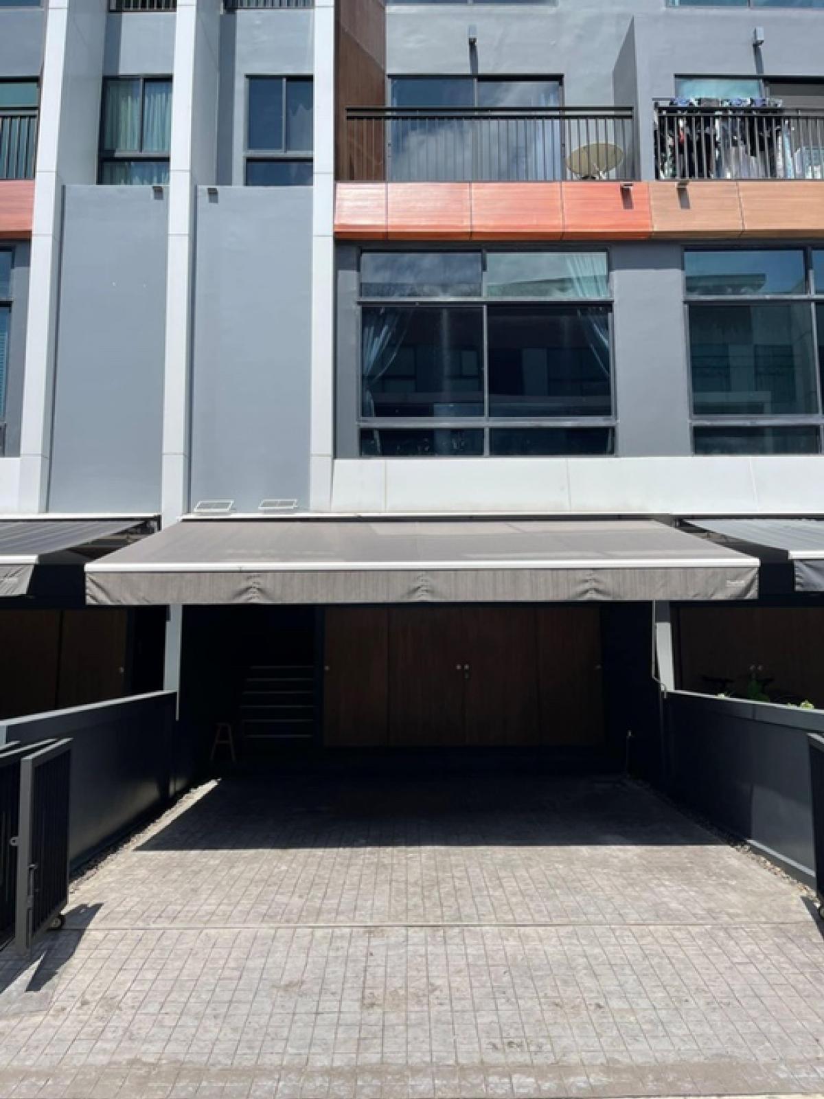 ให้เช่าทาวน์โฮมพระราม 3 สาธุประดิษฐ์ : ให้เช่าทาวน์โฮม ย่านถนนพระราม3 20ตรว. 185 ตรม. 3นอน4น้ำ สภาพดี พร้อมอยู่