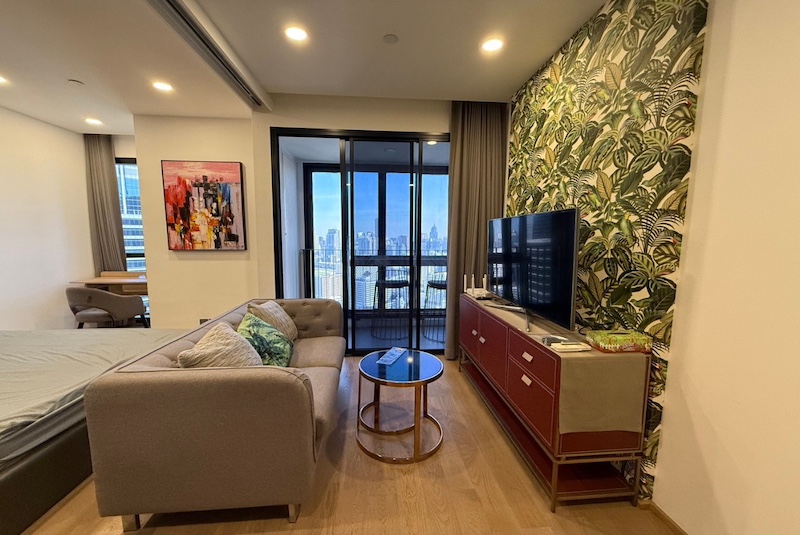For RentCondoSiam Paragon ,Chulalongkorn,Samyan : Luxury Condo - High Floor - MRT Sam Yan