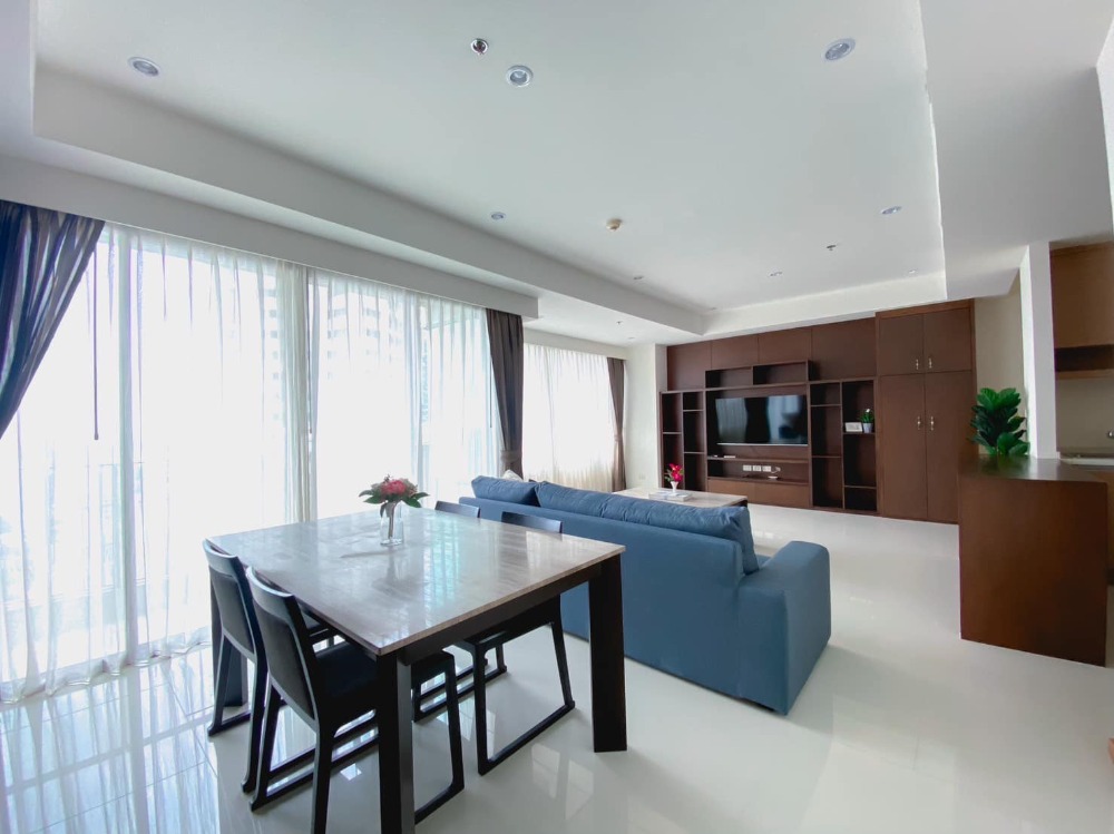 ขายคอนโดสุขุมวิท อโศก ทองหล่อ : 📢🏢 ขายพร้อมผู้เช่า คอนโด The Emporio Place Sukhumvit 24
