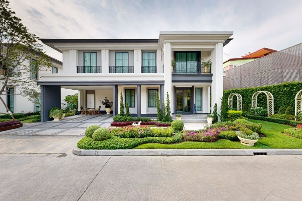 For SaleHouseRama5, Ratchapruek, Bangkruai : House number 168, Chaiyaphum, very good feng shui, the front of the house faces south, there is wind almost all year round, the plot faces the garden, the most beautiful location in the project.