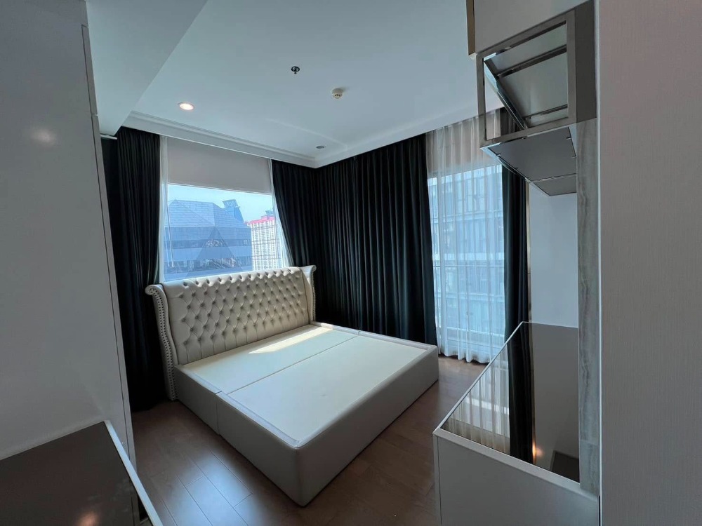 Condo for sale, 2 bedrooms, 2 bathrooms, Phayathai FOR SALE : Condo Supalai Elite Phyathai (106.03SQM) 2BEDS2BATHS = 11,500,000 baht Loading...