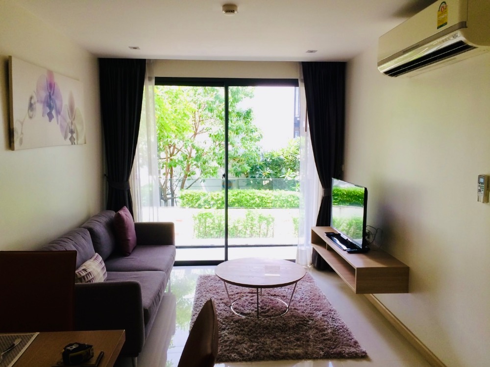 For RentCondoSukhumvit, Asoke, Thonglor : 🏢 For Rent: Socio Reference 61 | 1 Bedroom, 1 Bathroom | Near BTS Ekkamai | Ready to Move In!
